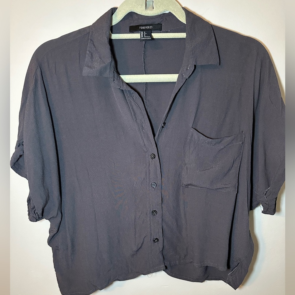 Charcoal, crop button up